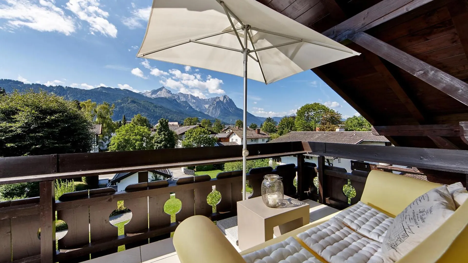 Livingroom Garmisch-Partenkirchen Apartment