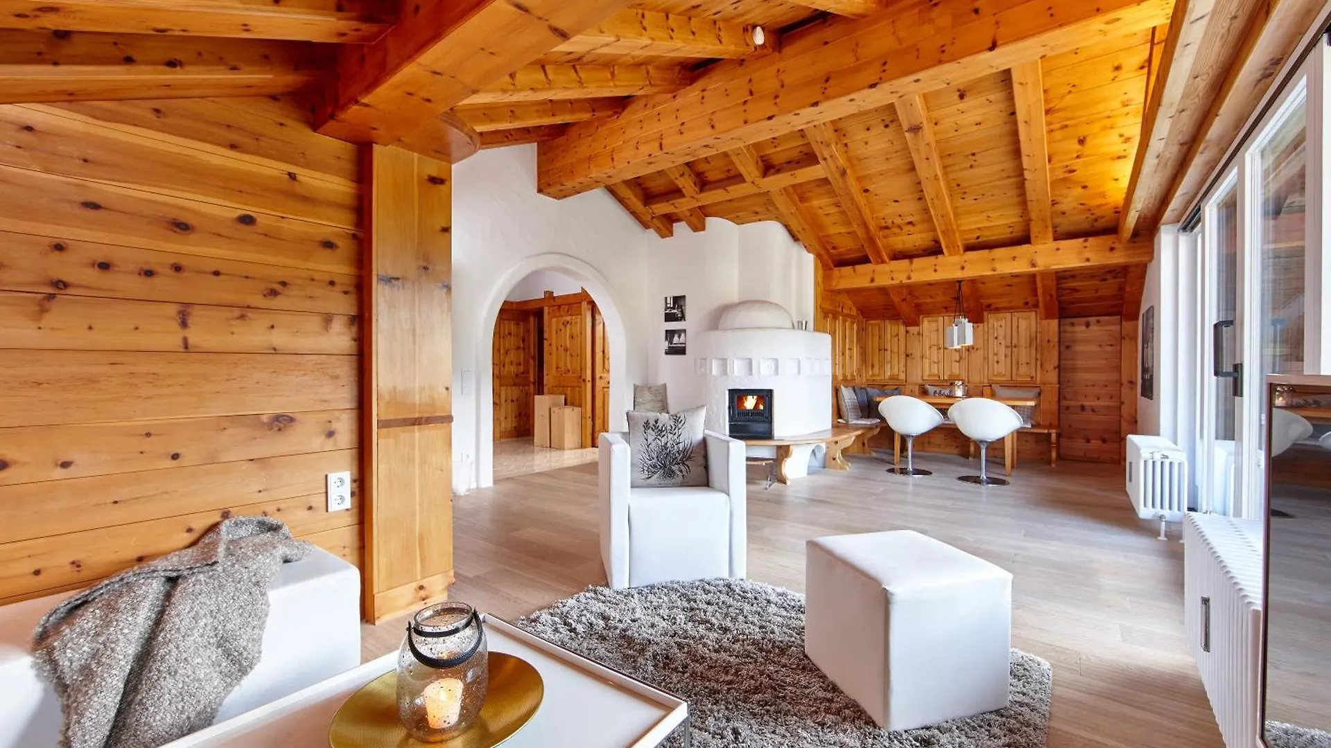 Livingroom Garmisch-Partenkirchen 0*,  Germany