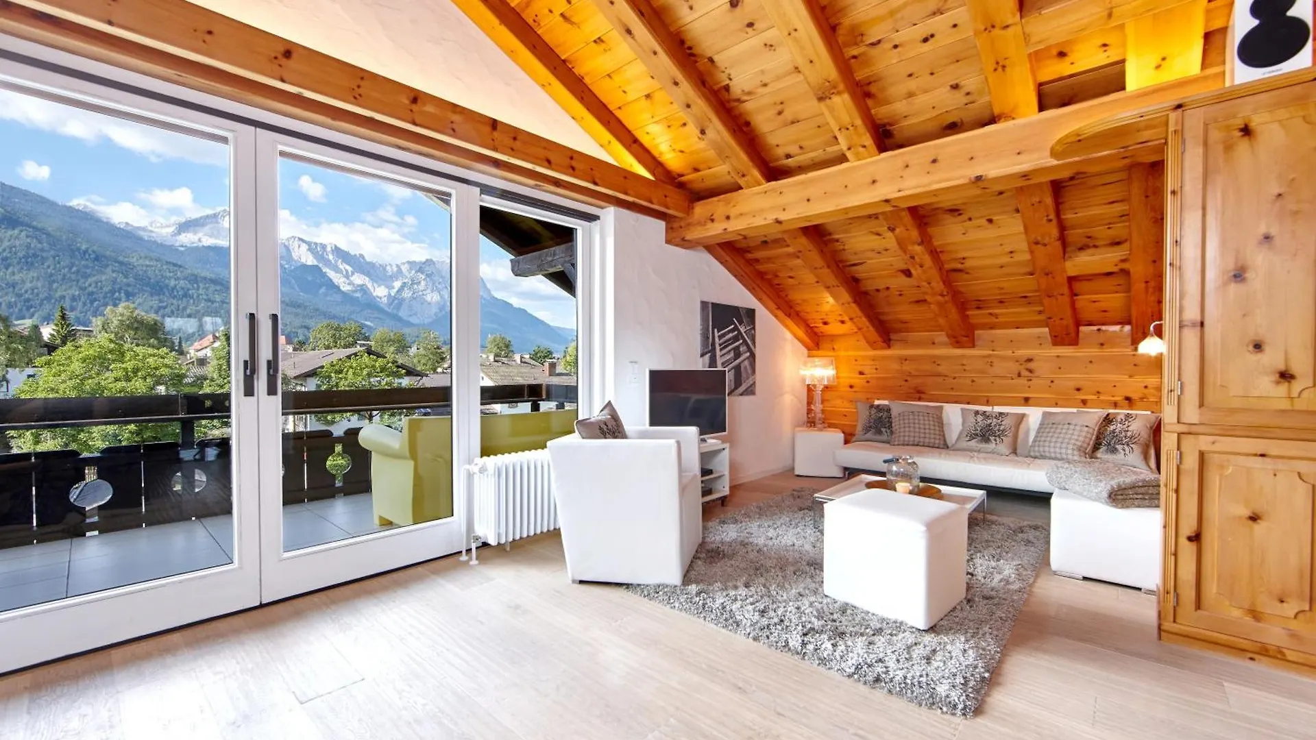 Apartment Livingroom Garmisch-Partenkirchen Germany